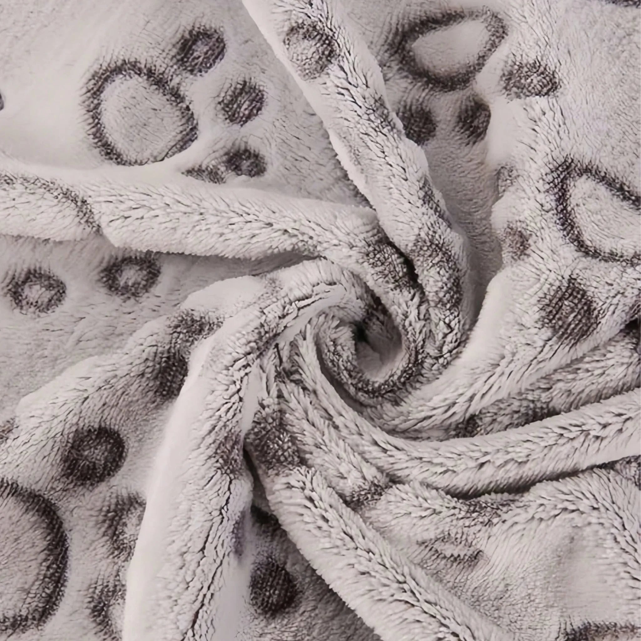 Ultra-Soft Flannel Pet Blanket with Paw Print Design - Medium